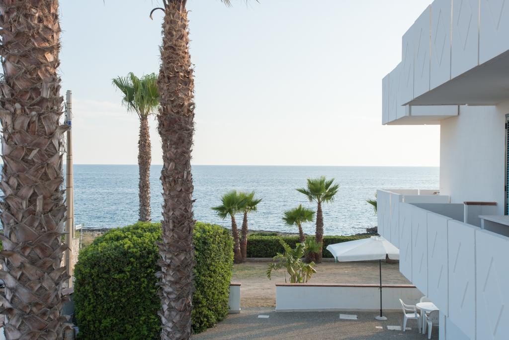 Blu Side Hotel & Residence توري سان جيوفاني أوغينتو المظهر الخارجي الصورة